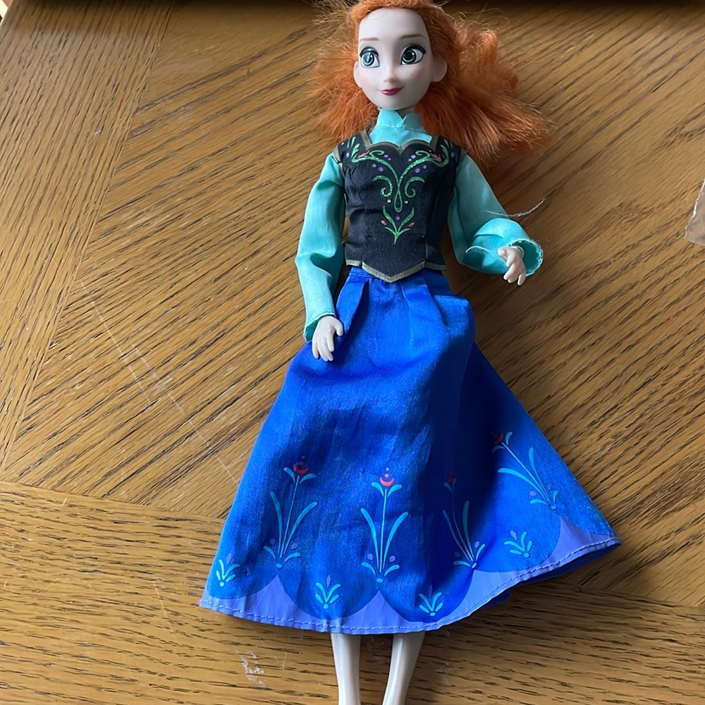 Disney Frozen Anna Doll 11 Inches Tall